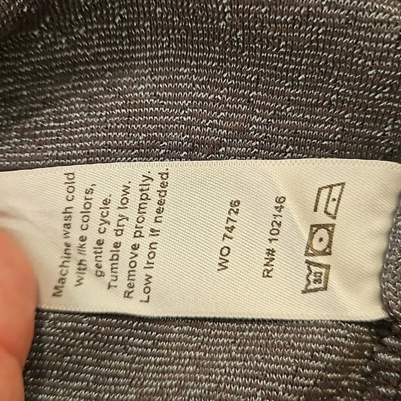 💕MICHAEL STARS💕 Fallon Shine Tee ~ Dark Gray Size NWOT - Picture 15 of 15